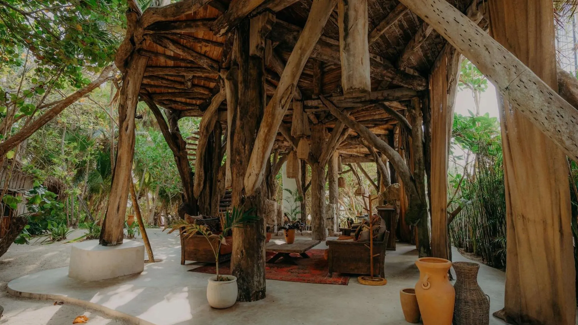 Apartment Penthouse With Private Rooftop Terrace, Hot Tub, And Community Pool Tulum