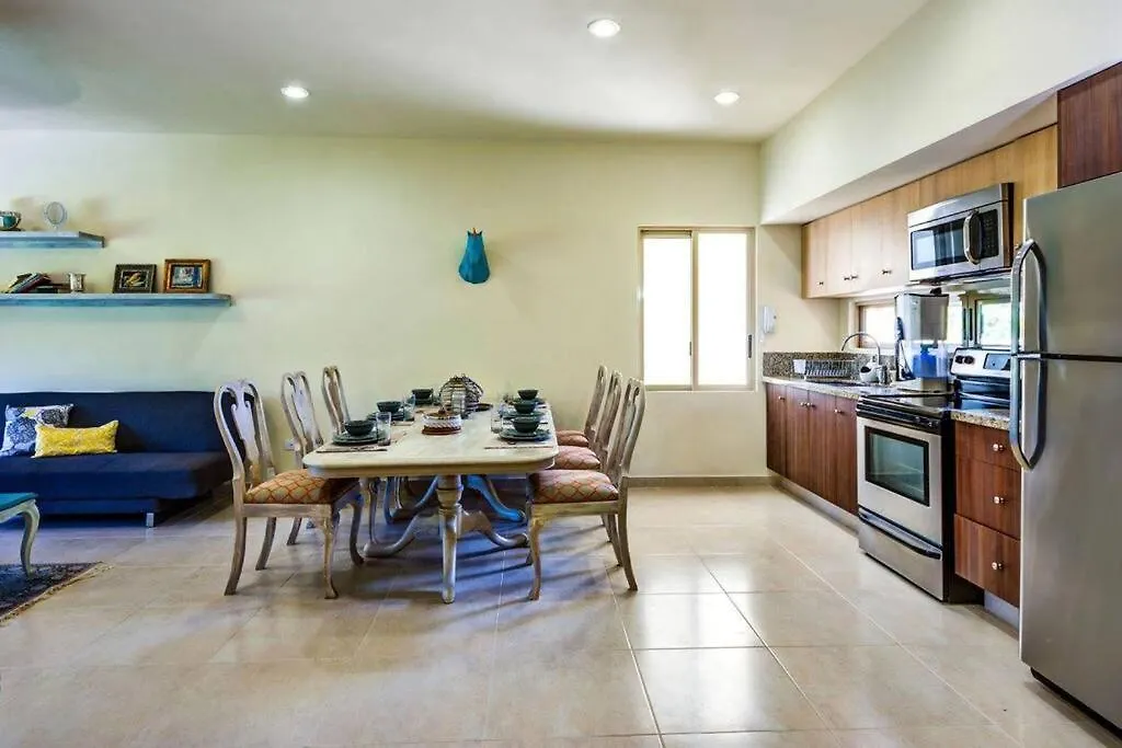 Appartement Penthouse With Private Rooftop Terrace, Hot Tub, And Community Pool Tulum